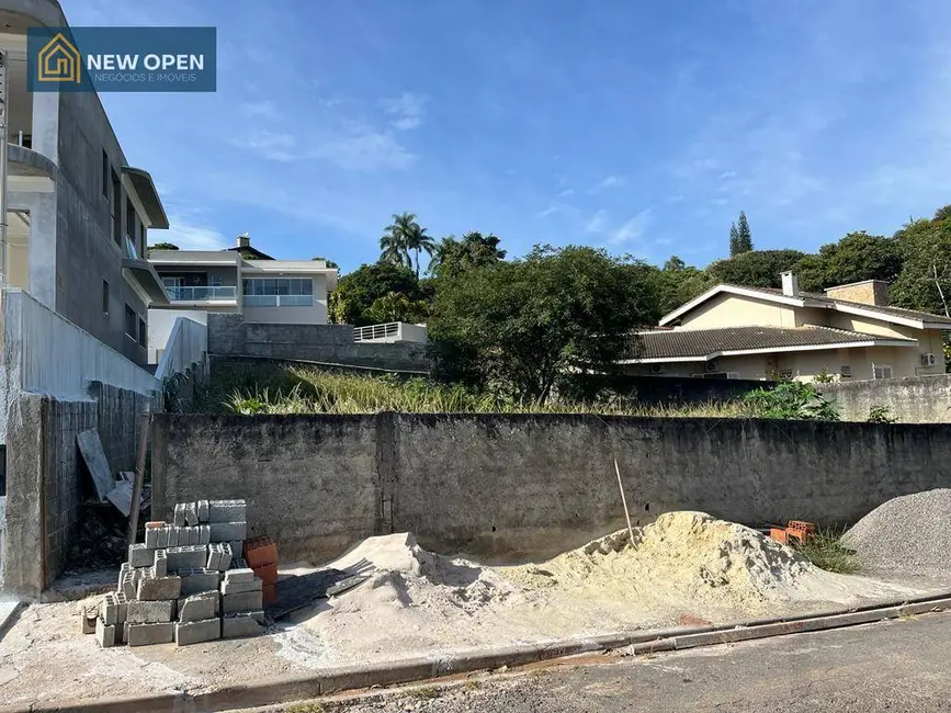 Foto 1 de Terreno / Lote à venda, 709m2 em Nova Gardênia, Atibaia - SP