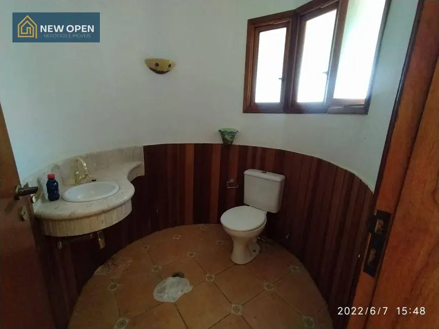 Foto 17 de Chácara à venda, 2500m2 em Jardim Estância Brasil, Atibaia - SP