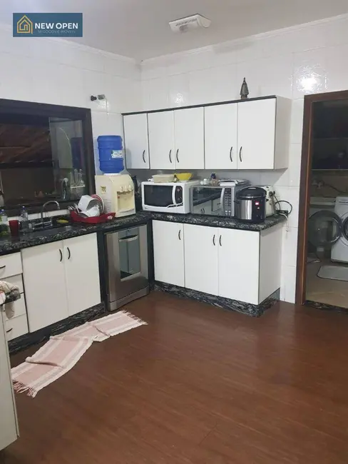 Foto 9 de Casa de Condomínio com 3 quartos à venda, 2013m2 em Bom Jesus Dos Perdoes - SP