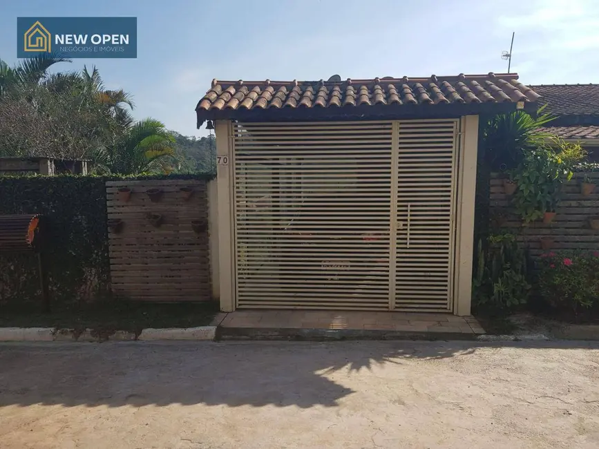 Foto 2 de Casa de Condomínio com 3 quartos à venda, 2013m2 em Bom Jesus Dos Perdoes - SP