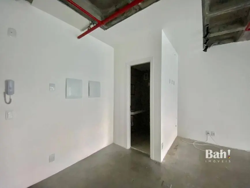 Sala Comercial à venda, 48m2 em Petrópolis, Porto Alegre - RS - imagem 9 Foto 9 de Sala Comercial à venda, 48m2 em Petrópolis, Porto Alegre - RS