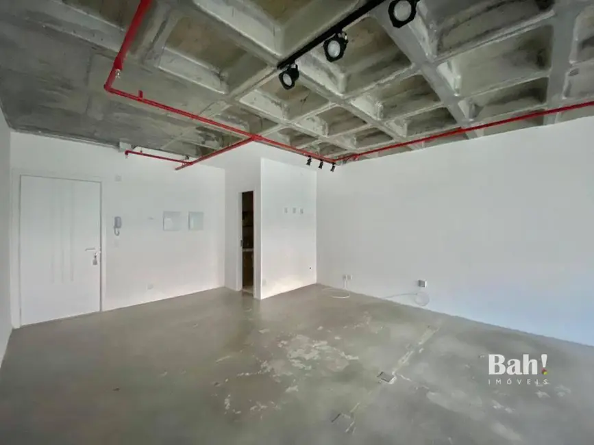 Sala Comercial à venda, 48m2 em Petrópolis, Porto Alegre - RS - imagem 4 Foto 4 de Sala Comercial à venda, 48m2 em Petrópolis, Porto Alegre - RS