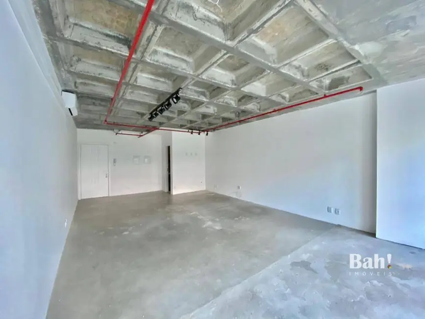 Sala Comercial à venda, 48m2 em Petrópolis, Porto Alegre - RS - imagem 7 Foto 7 de Sala Comercial à venda, 48m2 em Petrópolis, Porto Alegre - RS