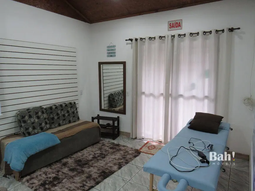 Sobrado com 3 quartos à venda, 269m2 em Esteio - RS - imagem 6 Foto 6 de Sobrado com 3 quartos à venda, 269m2 em Esteio - RS