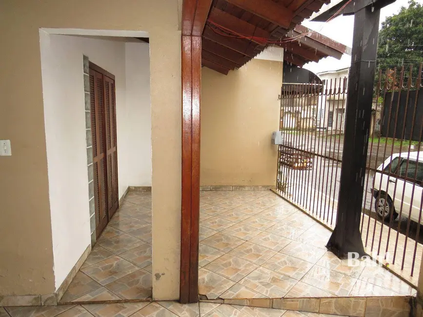 Sobrado com 3 quartos à venda, 269m2 em Esteio - RS - imagem 4 Foto 4 de Sobrado com 3 quartos à venda, 269m2 em Esteio - RS