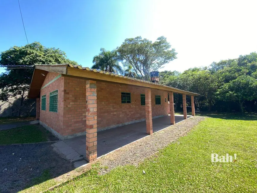 Foto 2 de Chácara com 3 quartos à venda, 5000m2 em Cadiz, Gravatai - RS