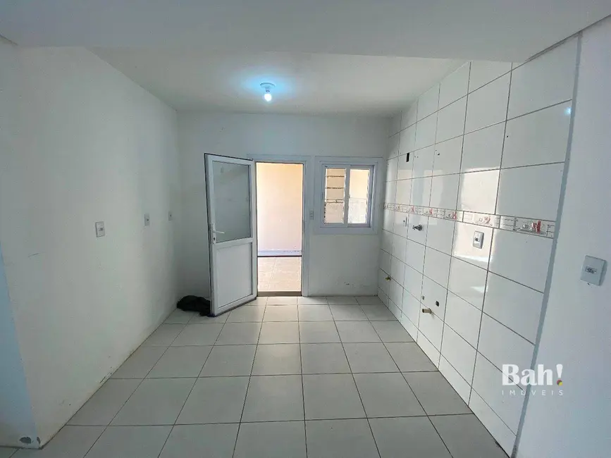 Casa de Condomínio com 2 quartos à venda, 140m2 em Niterói, Canoas - RS - imagem 6 Foto 6 de Casa de Condomínio com 2 quartos à venda, 140m2 em Niterói, Canoas - RS