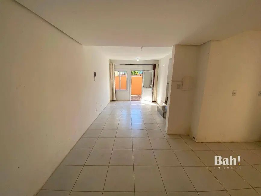 Casa de Condomínio com 2 quartos à venda, 140m2 em Niterói, Canoas - RS - imagem 4 Foto 4 de Casa de Condomínio com 2 quartos à venda, 140m2 em Niterói, Canoas - RS