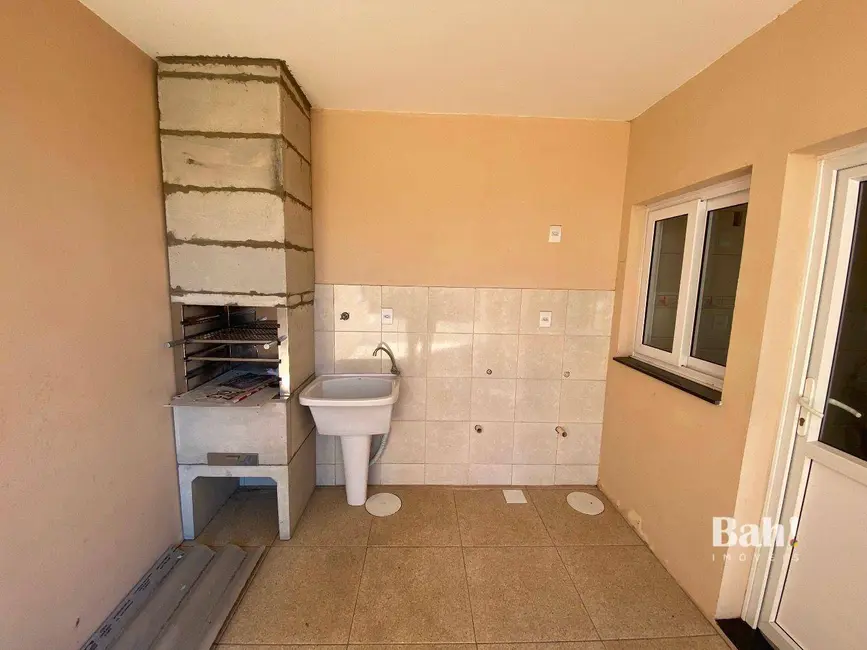 Casa de Condomínio com 2 quartos à venda, 140m2 em Niterói, Canoas - RS - imagem 8 Foto 8 de Casa de Condomínio com 2 quartos à venda, 140m2 em Niterói, Canoas - RS