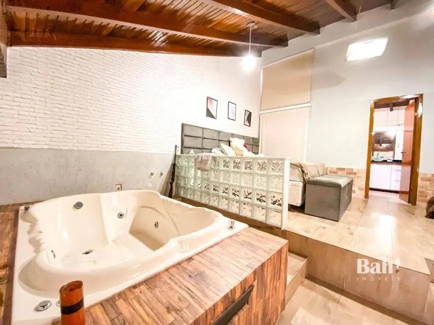 Foto 9 de Sítio / Rancho com 3 quartos à venda, 3150m2 em Sítio Ipiranga, Cachoeirinha - RS