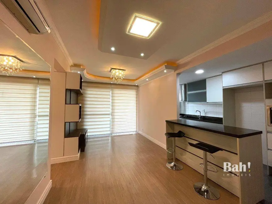 Apartamento com 3 quartos para alugar, 83m2 em Centro, Canoas - RS - imagem 7 Foto 7 de Apartamento com 3 quartos para alugar, 83m2 em Centro, Canoas - RS