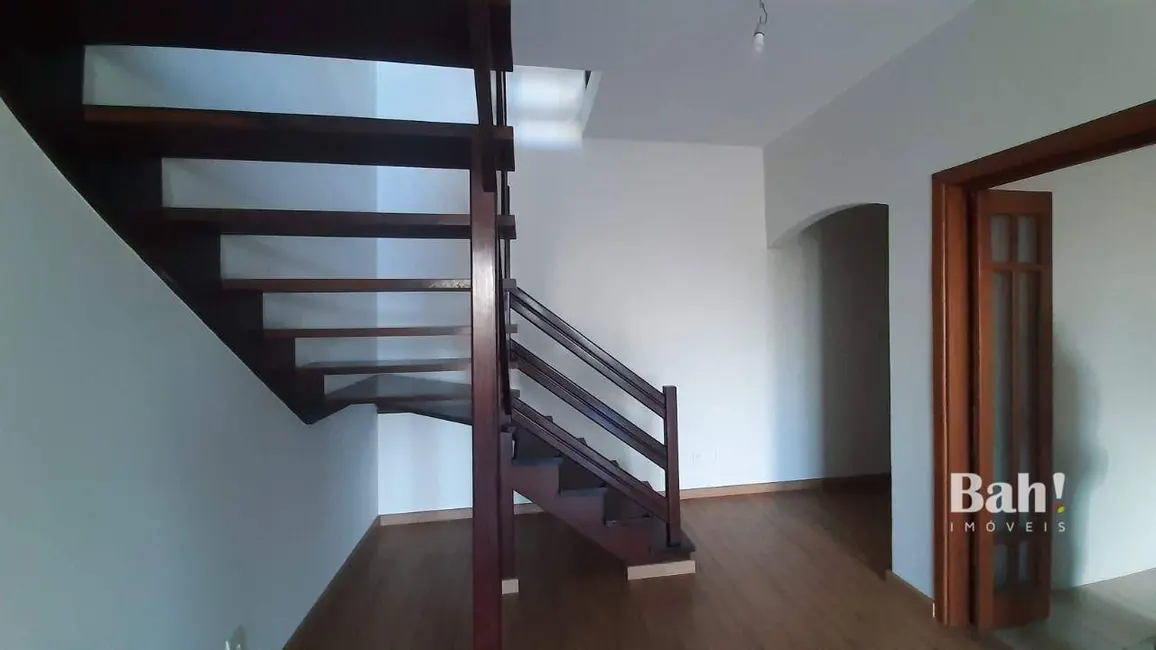 Cobertura com 3 quartos à venda, 265m2 em Centro, Canoas - RS - imagem 5 Foto 5 de Cobertura com 3 quartos à venda, 265m2 em Centro, Canoas - RS