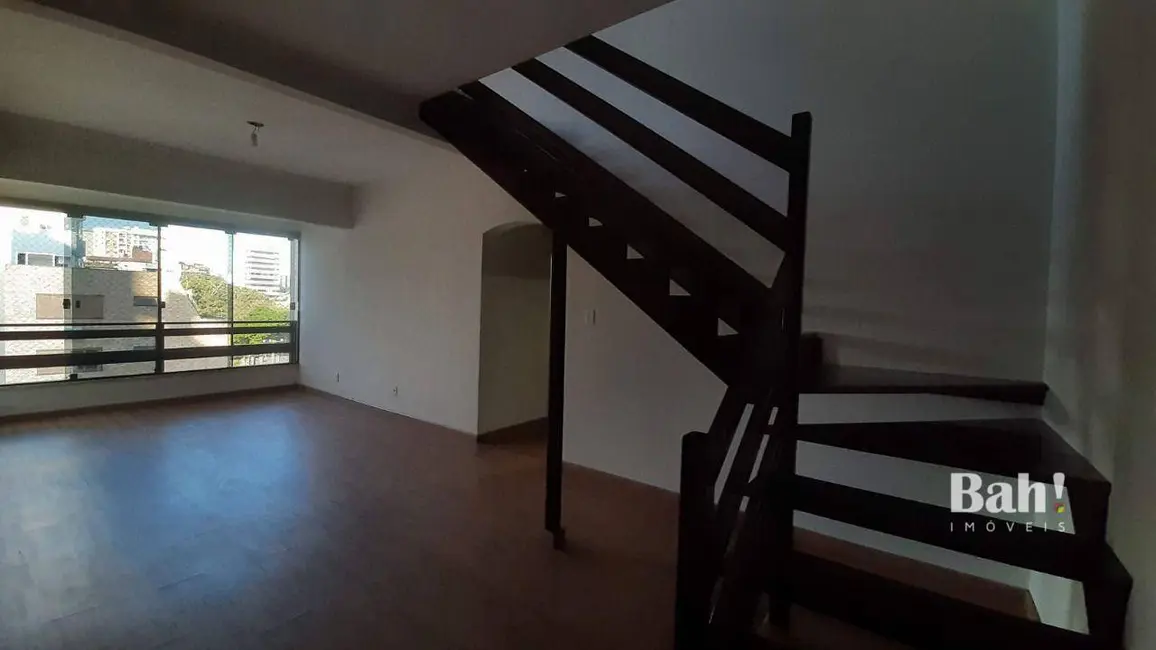 Cobertura com 3 quartos à venda, 265m2 em Centro, Canoas - RS - imagem 4 Foto 4 de Cobertura com 3 quartos à venda, 265m2 em Centro, Canoas - RS