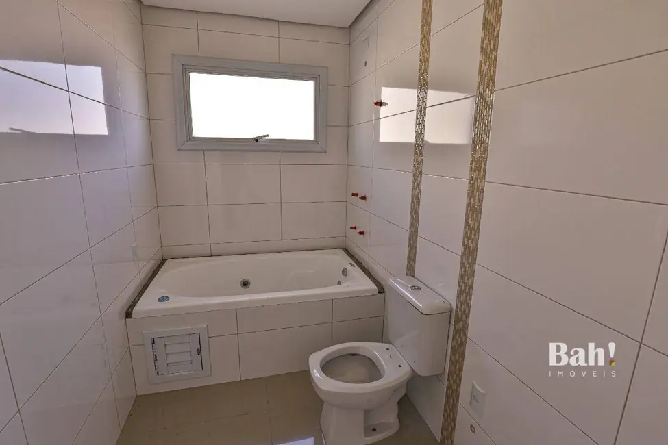 Apartamento com 3 quartos à venda, 227m2 em Centro, Canoas - RS - imagem 9 Foto 9 de Apartamento com 3 quartos à venda, 227m2 em Centro, Canoas - RS