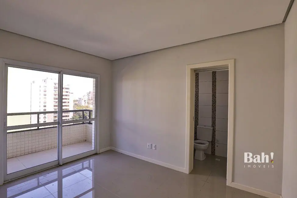 Apartamento com 3 quartos à venda, 227m2 em Centro, Canoas - RS - imagem 5 Foto 5 de Apartamento com 3 quartos à venda, 227m2 em Centro, Canoas - RS