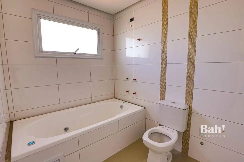 Apartamento com 3 quartos à venda, 227m2 em Centro, Canoas - RS - imagem 8 Foto 8 de Apartamento com 3 quartos à venda, 227m2 em Centro, Canoas - RS