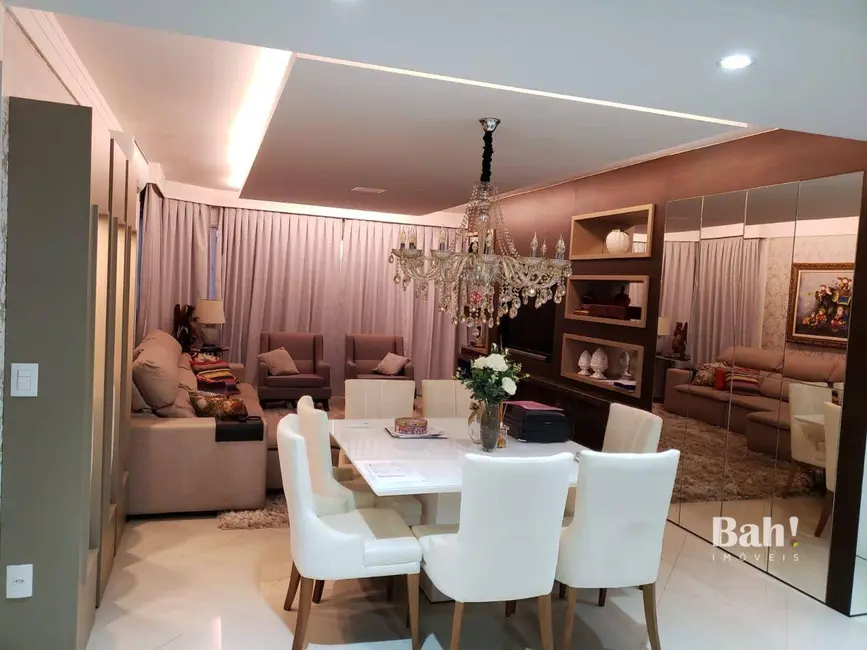 Apartamento com 3 quartos à venda, 248m2 em Centro, Canoas - RS - imagem 4 Foto 4 de Apartamento com 3 quartos à venda, 248m2 em Centro, Canoas - RS