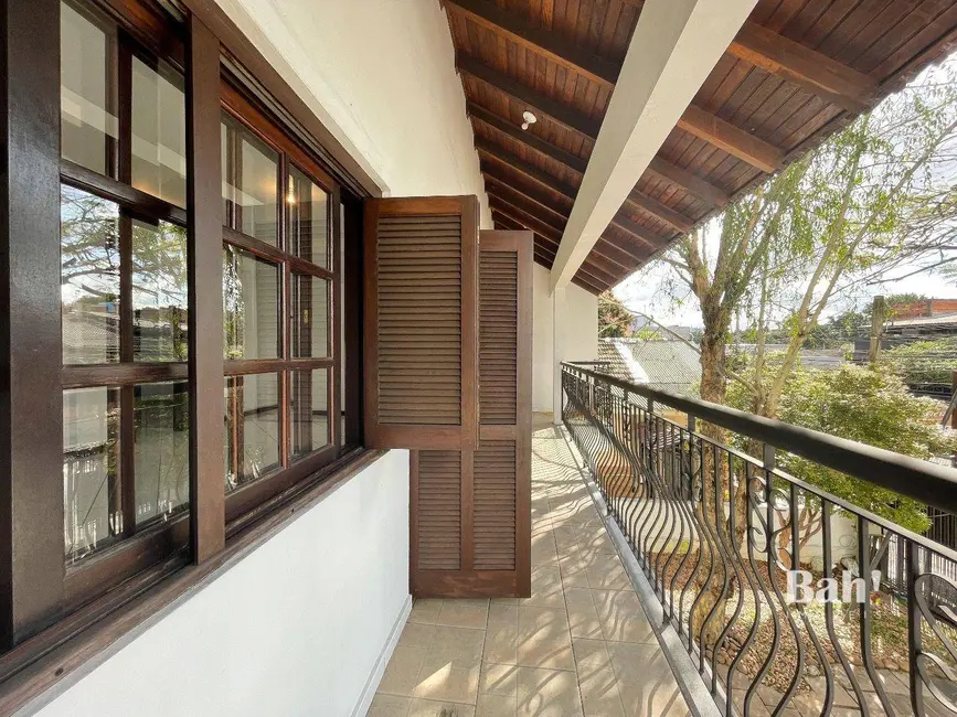 Casa com 3 quartos à venda, 370m2 em Marechal Rondon, Canoas - RS - imagem 8 Foto 8 de Casa com 3 quartos à venda, 370m2 em Marechal Rondon, Canoas - RS