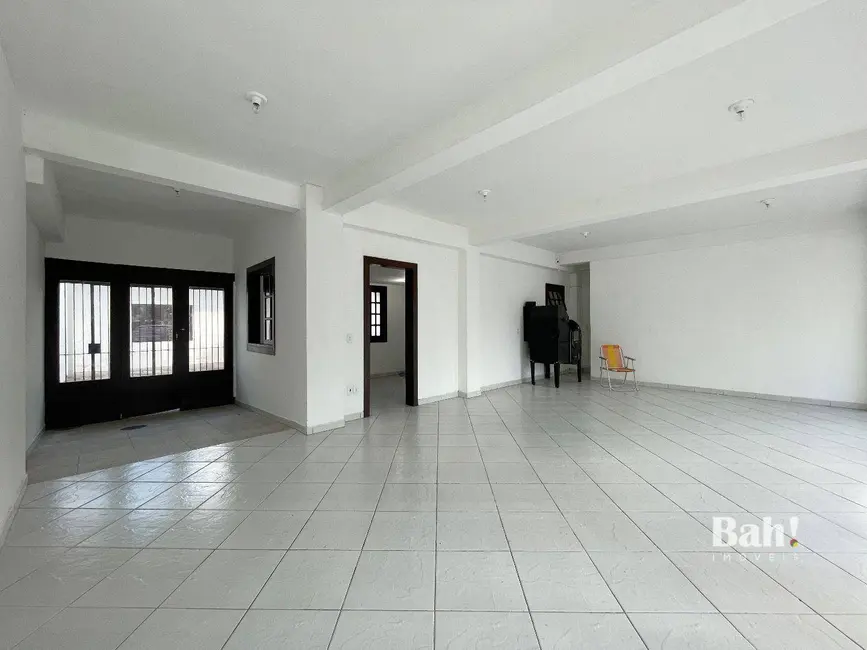 Foto 2 de Casa com 3 quartos à venda, 370m2 em Marechal Rondon, Canoas - RS