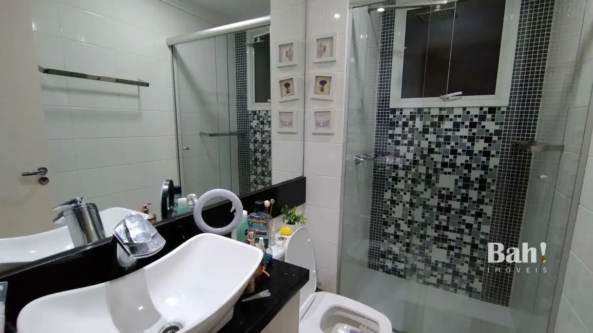Apartamento com 2 quartos à venda, 67m2 em Centro, Canoas - RS - imagem 8 Foto 8 de Apartamento com 2 quartos à venda, 67m2 em Centro, Canoas - RS