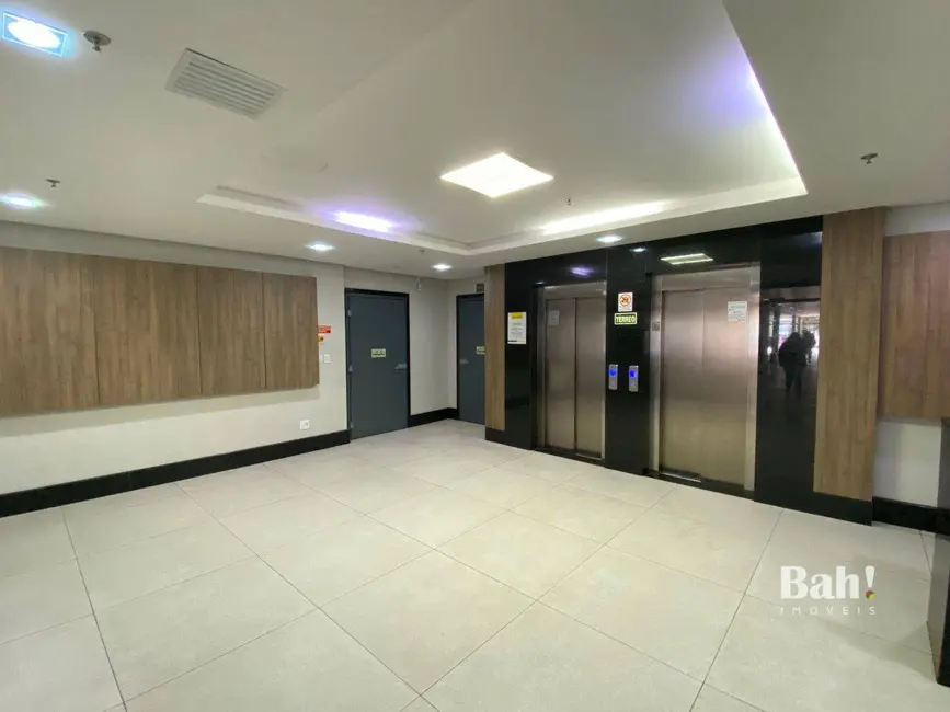 Sala Comercial para alugar, 35m2 em Centro, Canoas - RS - imagem 7 Foto 7 de Sala Comercial para alugar, 35m2 em Centro, Canoas - RS