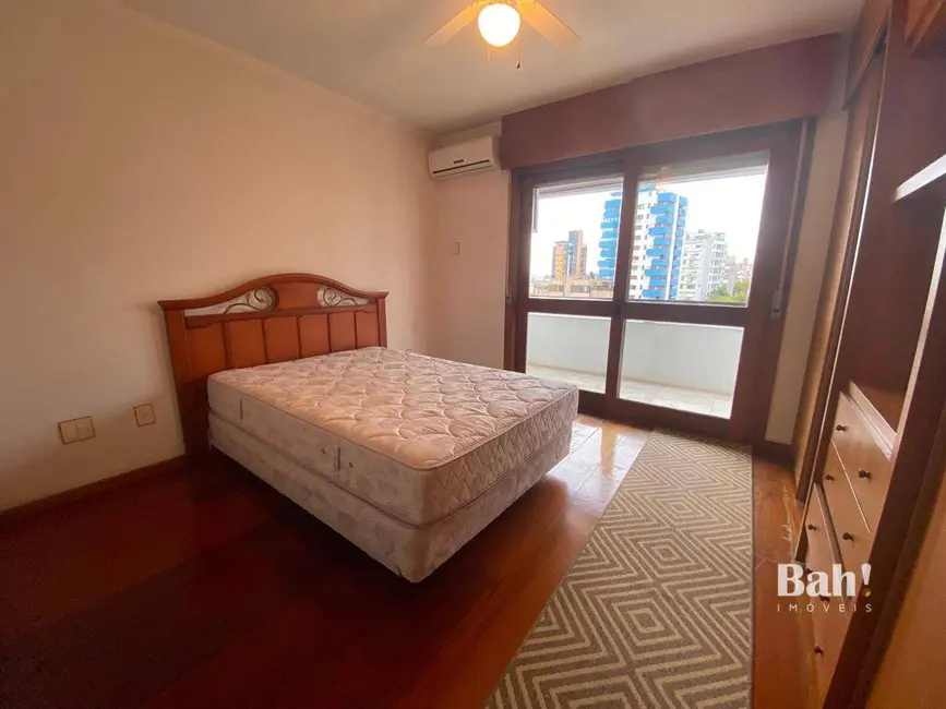 Foto 8 de Apartamento com 3 quartos à venda, 137m2 em Rio Branco, Porto Alegre - RS