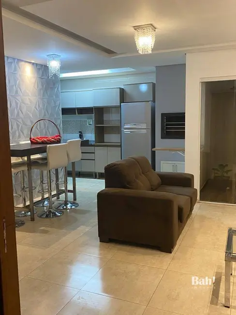 Sobrado com 3 quartos à venda, 296m2 em Mato Grande, Canoas - RS - imagem 8 Foto 8 de Sobrado com 3 quartos à venda, 296m2 em Mato Grande, Canoas - RS