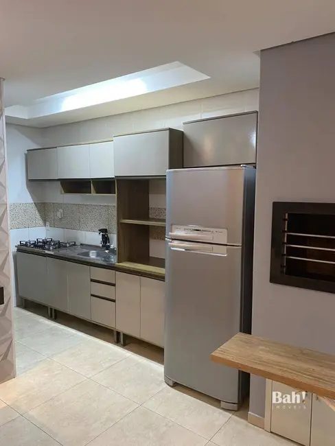 Sobrado com 3 quartos à venda, 296m2 em Mato Grande, Canoas - RS - imagem 5 Foto 5 de Sobrado com 3 quartos à venda, 296m2 em Mato Grande, Canoas - RS