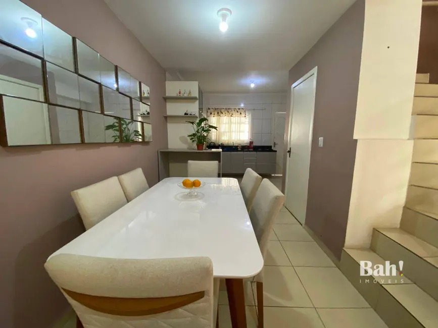 Foto 4 de Sobrado com 2 quartos à venda, 80m2 em São José, Canoas - RS