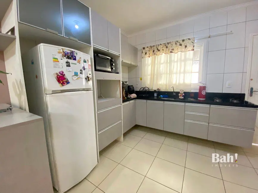 Foto 5 de Sobrado com 2 quartos à venda, 80m2 em São José, Canoas - RS