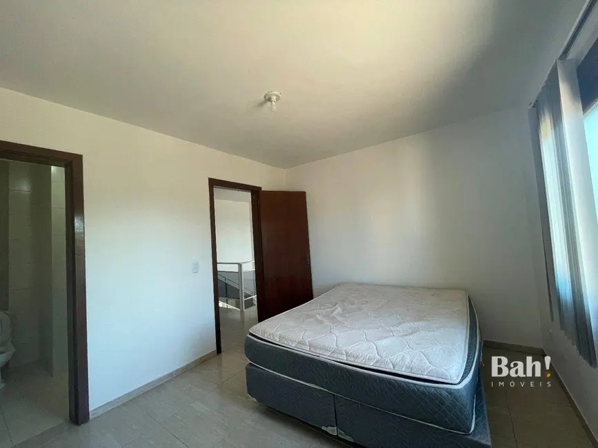Sobrado com 3 quartos à venda, 150m2 em Tramandai - RS - imagem 9 Foto 9 de Sobrado com 3 quartos à venda, 150m2 em Tramandai - RS