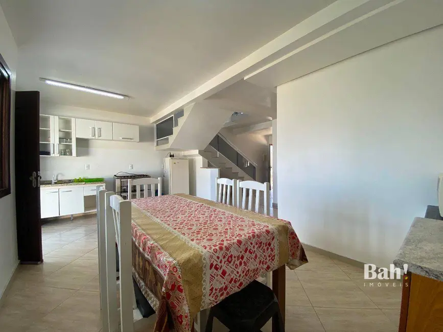 Sobrado com 3 quartos à venda, 150m2 em Tramandai - RS - imagem 6 Foto 6 de Sobrado com 3 quartos à venda, 150m2 em Tramandai - RS