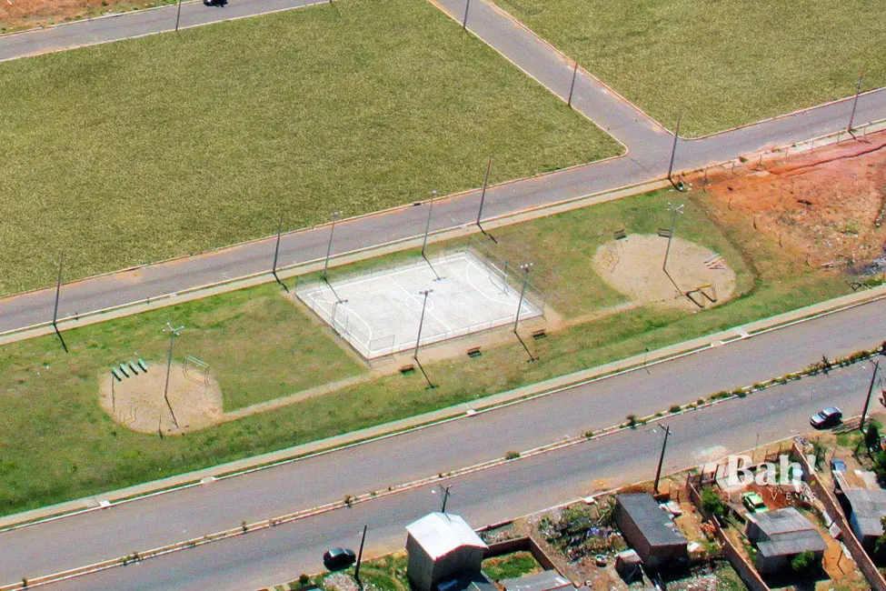 Terreno / Lote à venda, 200m2 em Guajuviras, Canoas - RS - imagem 6 Foto 6 de Terreno / Lote à venda, 200m2 em Guajuviras, Canoas - RS