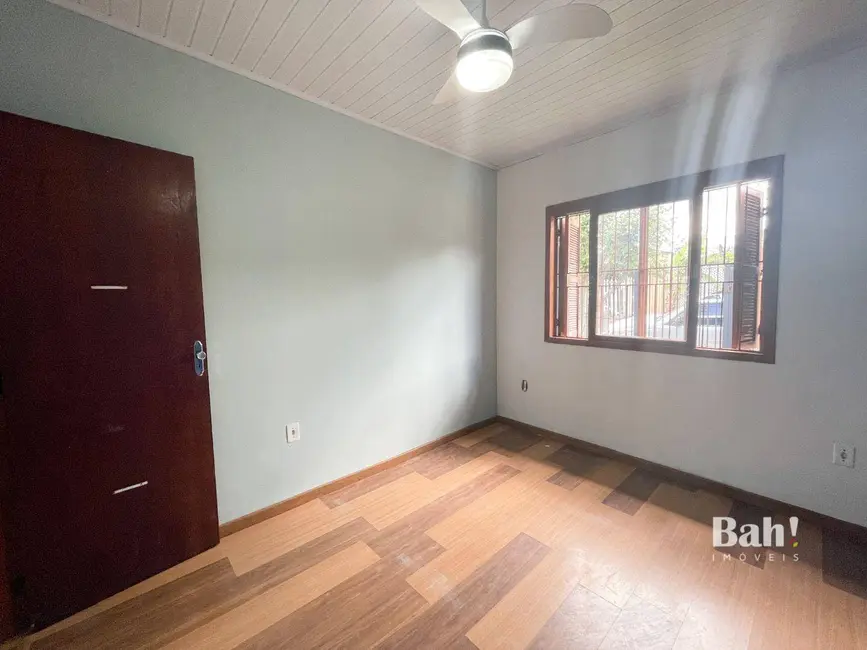 Casa com 2 quartos à venda, 100m2 em Mato Grande, Canoas - RS - imagem 4 Foto 4 de Casa com 2 quartos à venda, 100m2 em Mato Grande, Canoas - RS