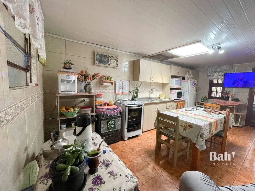 Casa com 3 quartos à venda, 550m2 em Mathias Velho, Canoas - RS - imagem 5 Foto 5 de Casa com 3 quartos à venda, 550m2 em Mathias Velho, Canoas - RS