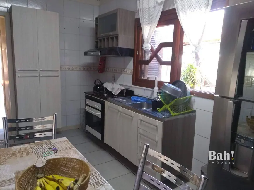 Casa com 6 quartos à venda, 275m2 em Harmonia, Canoas - RS - imagem 7 Foto 7 de Casa com 6 quartos à venda, 275m2 em Harmonia, Canoas - RS