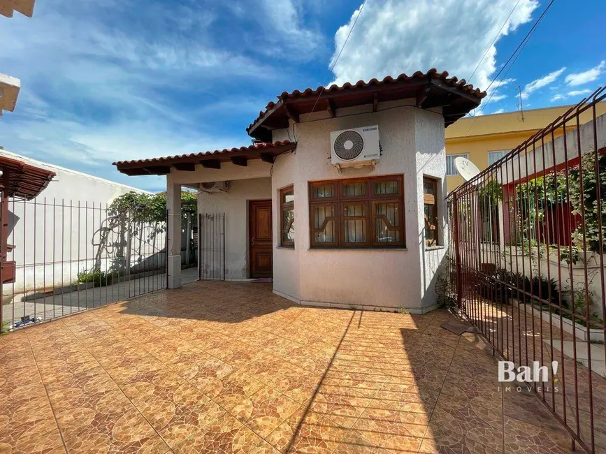 Foto 1 de Casa com 6 quartos à venda, 275m2 em Harmonia, Canoas - RS