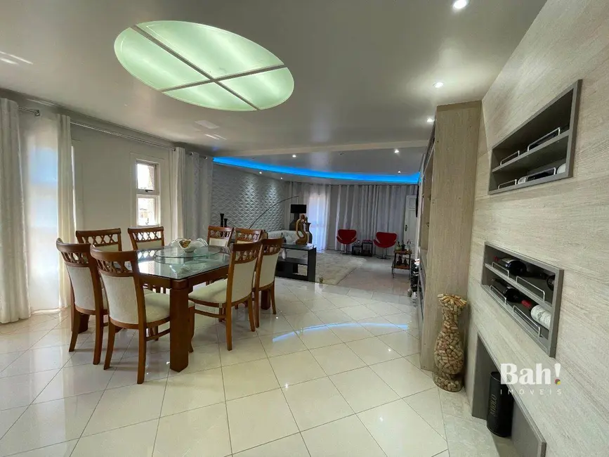 Apartamento com 3 quartos à venda, 280m2 em Centro, Canoas - RS - imagem 4 Foto 4 de Apartamento com 3 quartos à venda, 280m2 em Centro, Canoas - RS