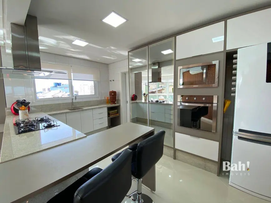 Foto 8 de Apartamento com 4 quartos à venda, 248m2 em Centro, Canoas - RS