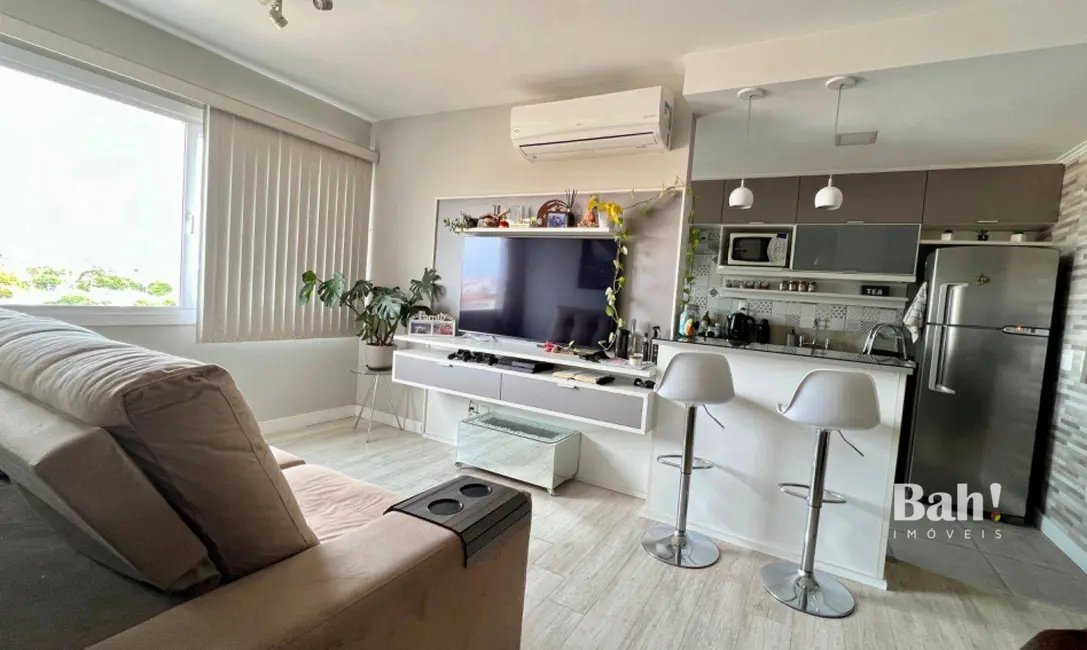 Foto 1 de Apartamento com 2 quartos à venda, 101m2 em São Sebastião, Porto Alegre - RS