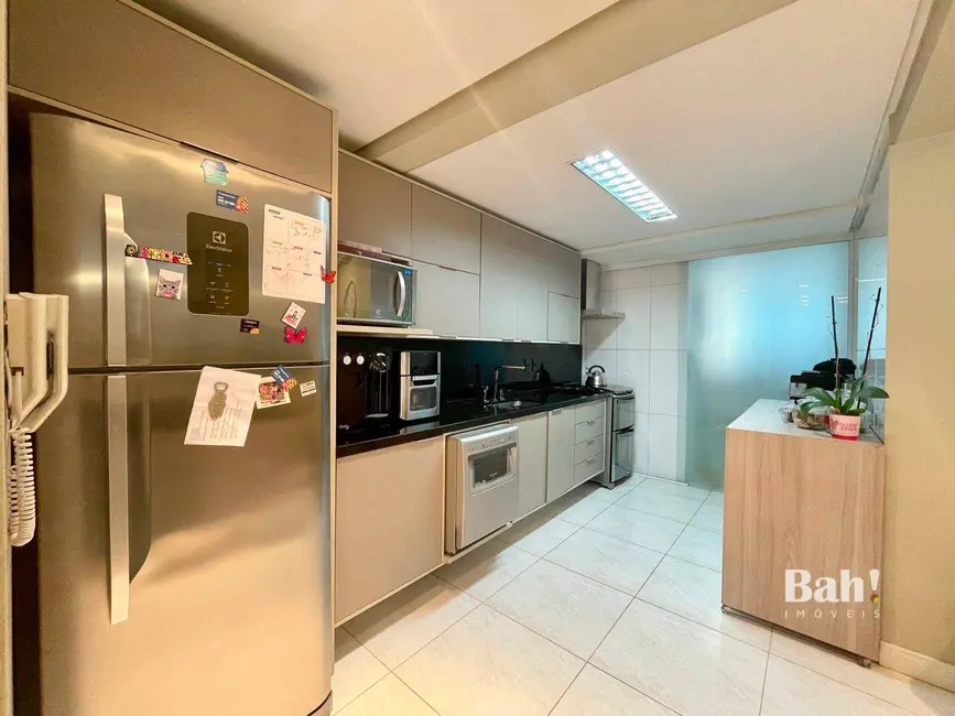 Apartamento com 3 quartos à venda, 220m2 em Centro, Canoas - RS - imagem 6 Foto 6 de Apartamento com 3 quartos à venda, 220m2 em Centro, Canoas - RS