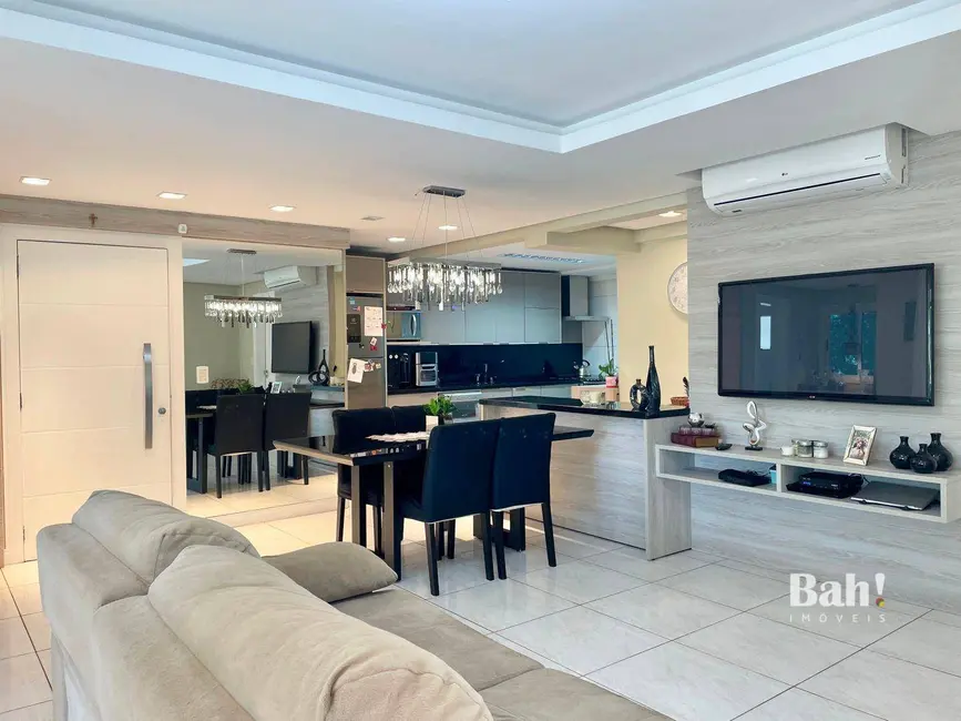 Foto 2 de Apartamento com 3 quartos à venda, 220m2 em Centro, Canoas - RS