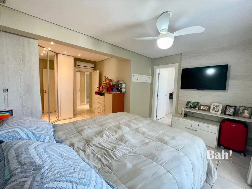 Apartamento com 3 quartos à venda, 220m2 em Centro, Canoas - RS - imagem 8 Foto 8 de Apartamento com 3 quartos à venda, 220m2 em Centro, Canoas - RS