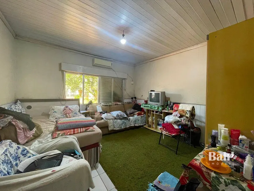 Casa com 3 quartos à venda, 400m2 em Mathias Velho, Canoas - RS - imagem 5 Foto 5 de Casa com 3 quartos à venda, 400m2 em Mathias Velho, Canoas - RS