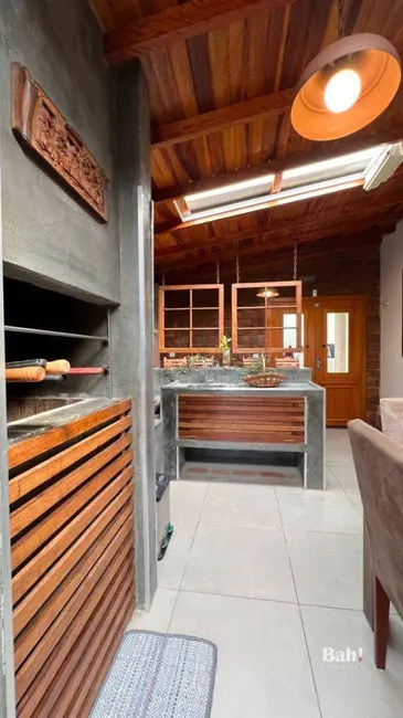 Foto 4 de Casa com 3 quartos à venda, 256m2 em Estância Velha, Canoas - RS