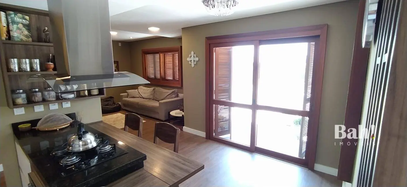 Foto 7 de Casa com 3 quartos à venda, 256m2 em Estância Velha, Canoas - RS
