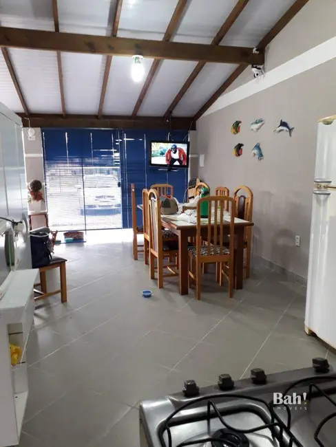Casa com 5 quartos à venda, 360m2 em Capao Da Canoa - RS - imagem 5 Foto 5 de Casa com 5 quartos à venda, 360m2 em Capao Da Canoa - RS