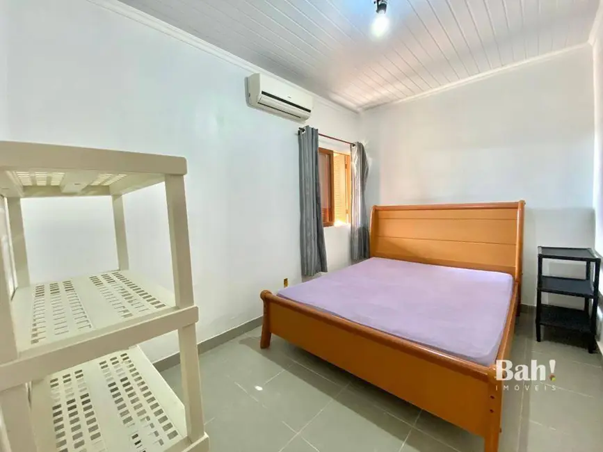Casa com 5 quartos à venda, 360m2 em Capao Da Canoa - RS - imagem 7 Foto 7 de Casa com 5 quartos à venda, 360m2 em Capao Da Canoa - RS