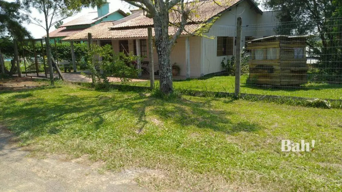 Casa de Condomínio com 3 quartos à venda e para alugar, 1002m2 em Passos dos Ferreiros, Gravatai - RS - imagem 3 Foto 3 de Casa de Condomínio com 3 quartos à venda e para alugar, 1002m2 em Passos dos Ferreiros, Gravatai - RS