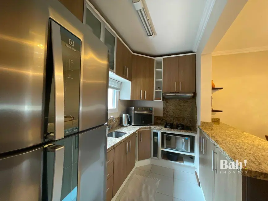 Sobrado com 3 quartos à venda, 100m2 em Fátima, Canoas - RS - imagem 3 Foto 3 de Sobrado com 3 quartos à venda, 100m2 em Fátima, Canoas - RS